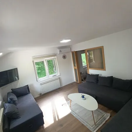 Saraj Heights House Appartement *
