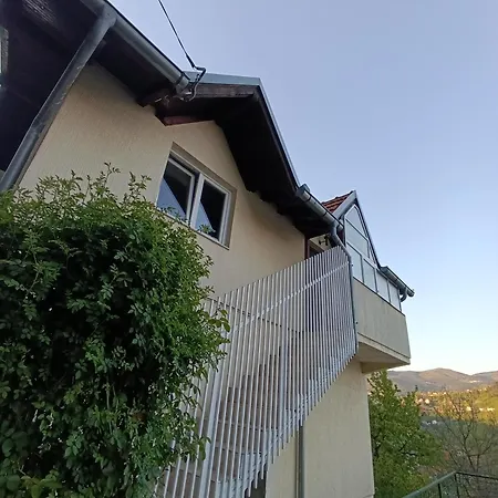 Saraj Heights House Apartamento