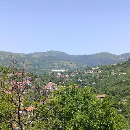 דירה Saraj Heights House
